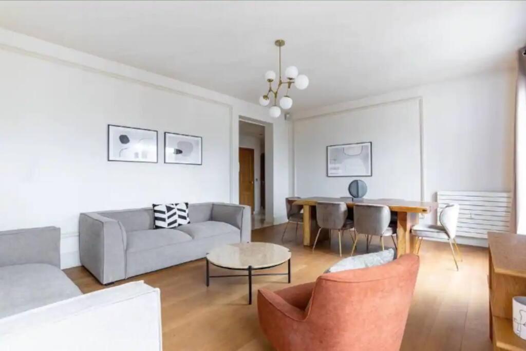 Avenue Montaigne Luxury Apartment 2Br 4P Paris Extérieur photo